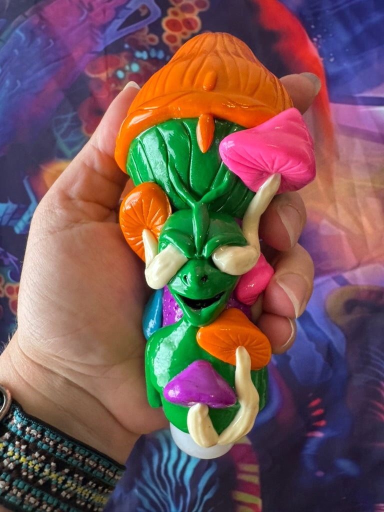 Pipe- 3D Mushroom Alien Hand Pipe - 5 Inch Thick Glass