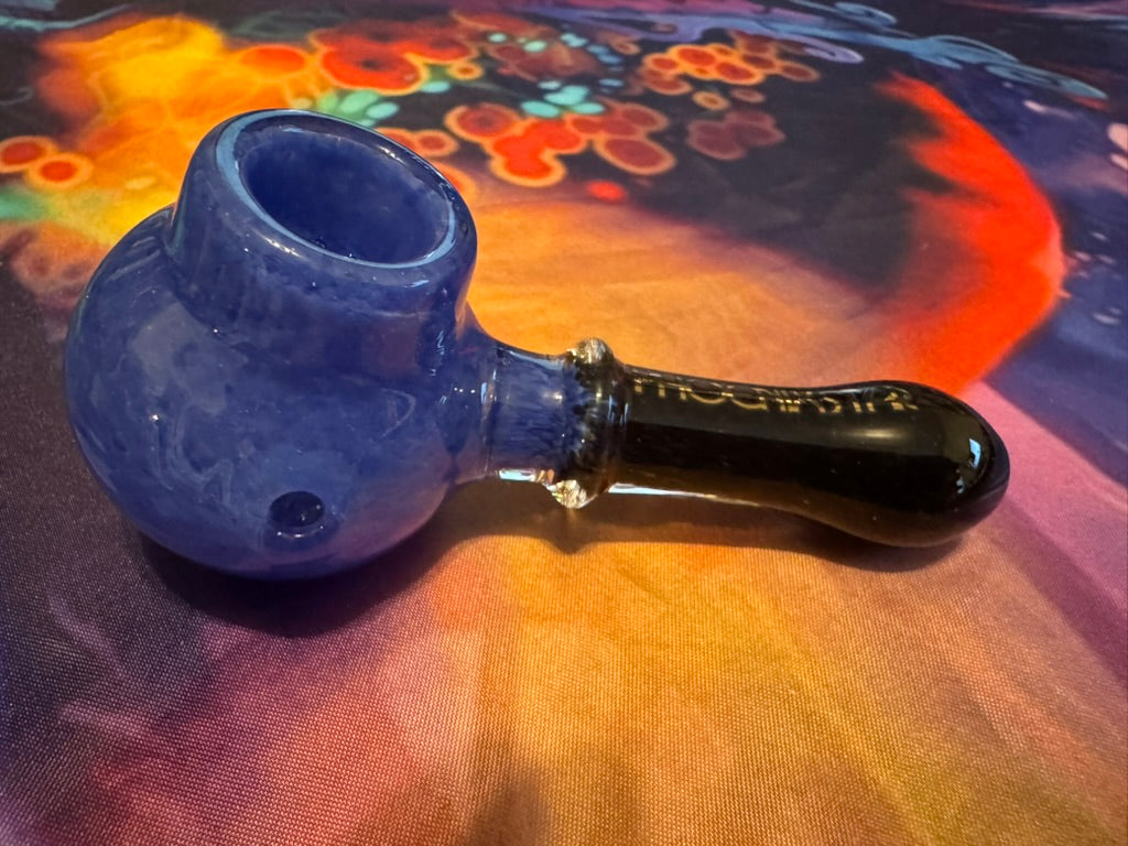 Phoenix Star Sherlock Pipe - Built-In Screen Design