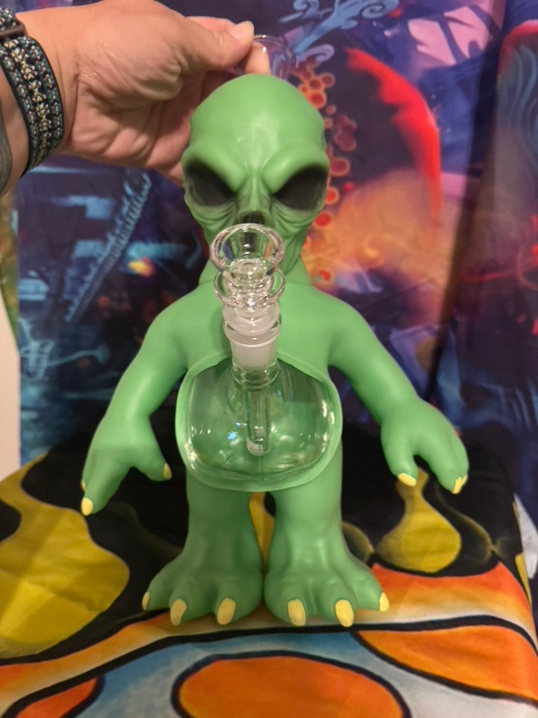 Bong-  Alien Water Pipe – 14mm Hard Resin Coated Glass Hybrid Water Pipe