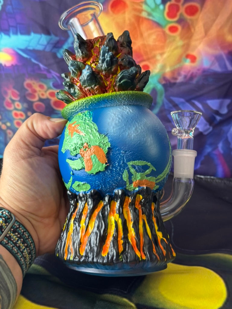 Bong- Resin Wrapped Glass -Volcanic Earth Bong - 8.5 Inch 14mm Joint