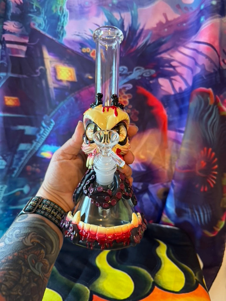 Bong- Monster Tentacle Horror Monster Glass Water Pipe – Gothic Skull Design